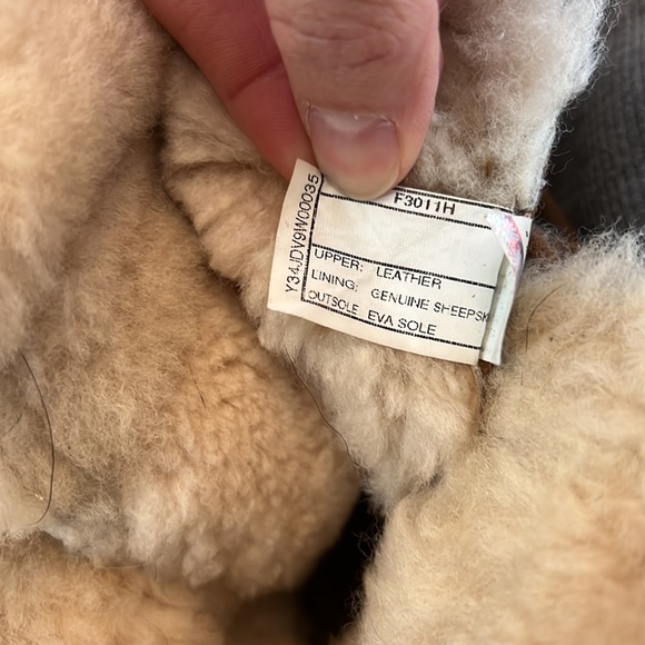 Kids Ugg khaki k sophy boots size 3 - Picture 8 of 8